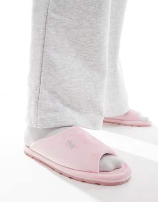 Juicy Couture - Gepolsterte Hausschuhe aus Velours in Babyrosa