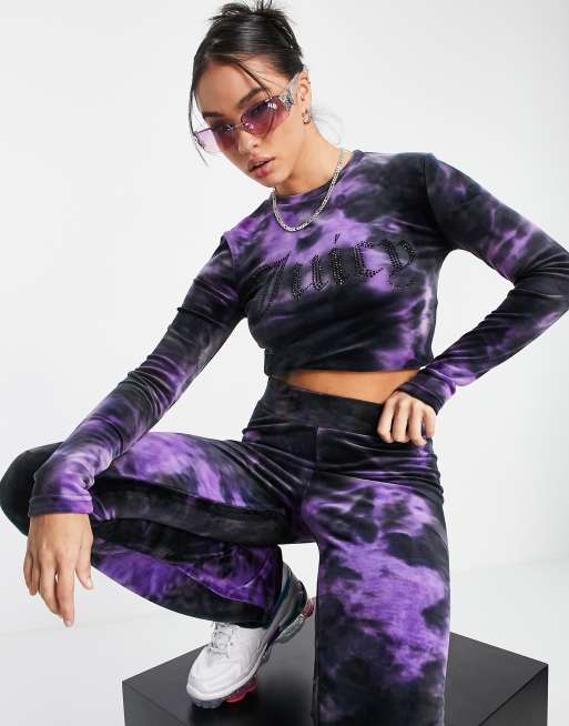 Juicy Couture – Krótki, welurowy top z długim rękawem w czarno-różowy wzór tie-dye – część zestawu
