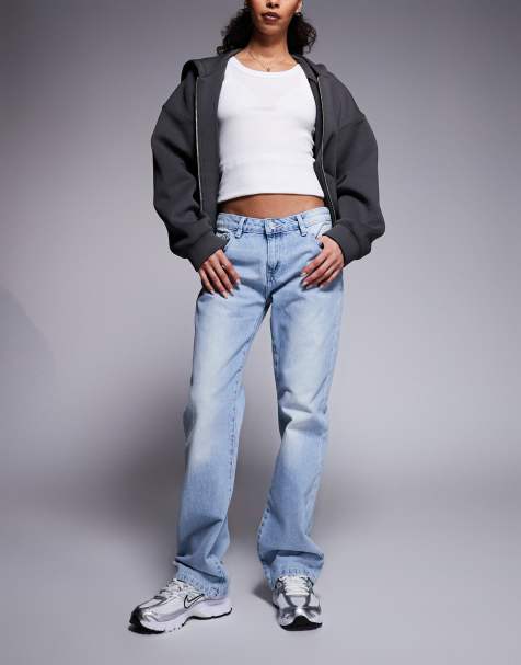 Juicy Couture – Ljusblå, tvättade, skinny jeans med låg midja och strasslogga - view 1