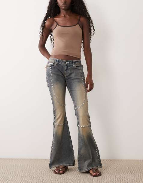 Juicy Couture Moto jeans med nitar, låg midja och utsvängda ben i ljusblå tvätt - view 1