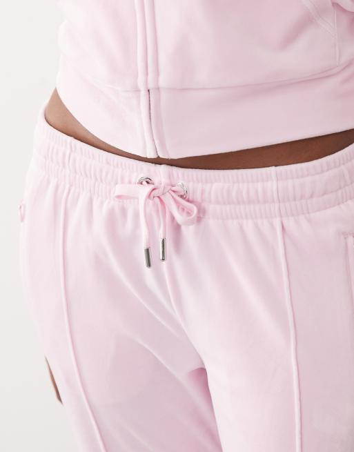 Juicy Couture - Pantalon de jogging ample d'ensemble en velours à taille basse et logo à strass - Rose pastel, 4 de 5