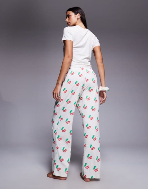 Juicy Couture - Pigiama color crema con ciliegie, 3 di 4