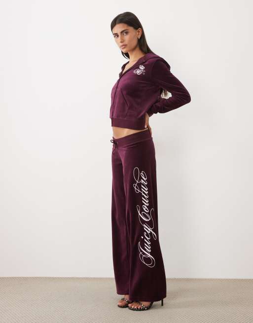 Juicy Couture Robyn hoodie zippé à logo script rebelle en bordeaux, 4 de 4