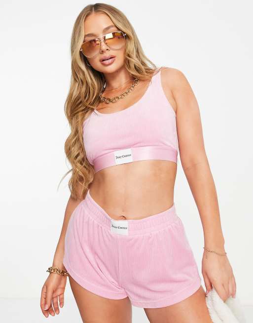 Juicy Couture – Rosa, ribbat set i velour med bralette och shorts, 2 av 3