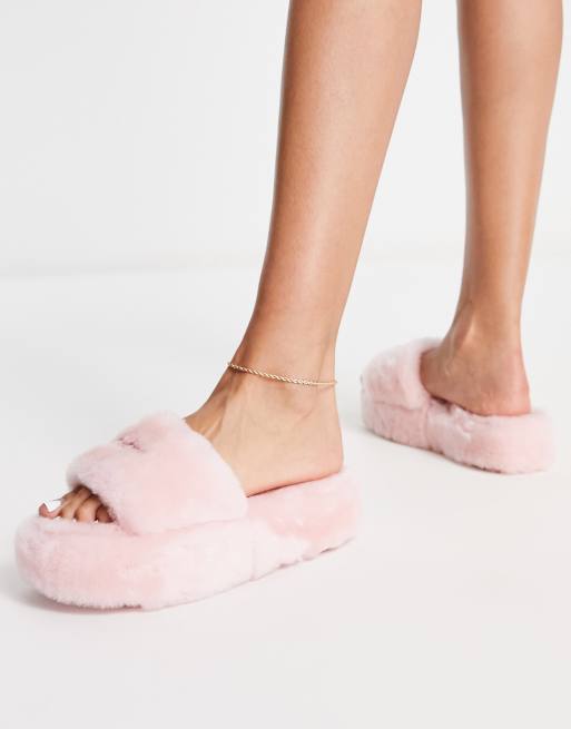 Pink best sale fur sliders