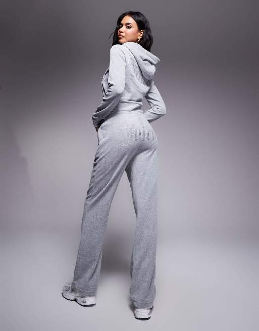 Juicy Couture – Szare welurowe joggersy z logo z dżetów, część zestawu