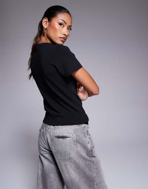 Juicy Couture - T-shirt nera con logo in strass , 4 di 4