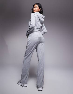 Juicy Couture - Velours-Jogginghose in Grau mit Strass-Logo, Kombiteil