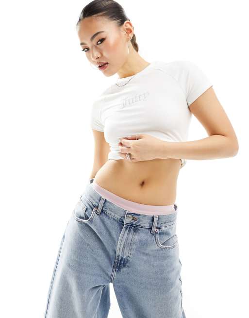 Juicy Couture – Vit t-shirt i kort modell med strasslogga