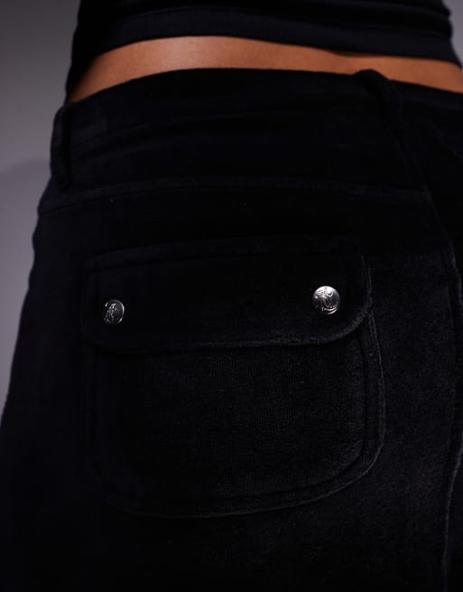 Juicy Couture - Whiskered - Mini-jupe d'ensemble en jean à plis vintage - Noir délavé, 5 de 5