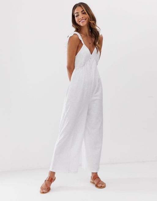 Jumpsuit i hør-look med broderede flæser fra ASOS DESIGN