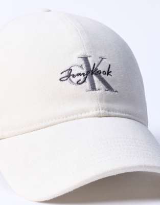 210195233-1-offwhite