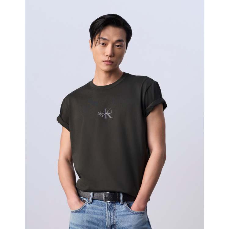 Jung Kook for   モノロゴTシャツ CKJK Jung Kook for Calvin Klein monogram graphic T-shirt in black | ASOS
