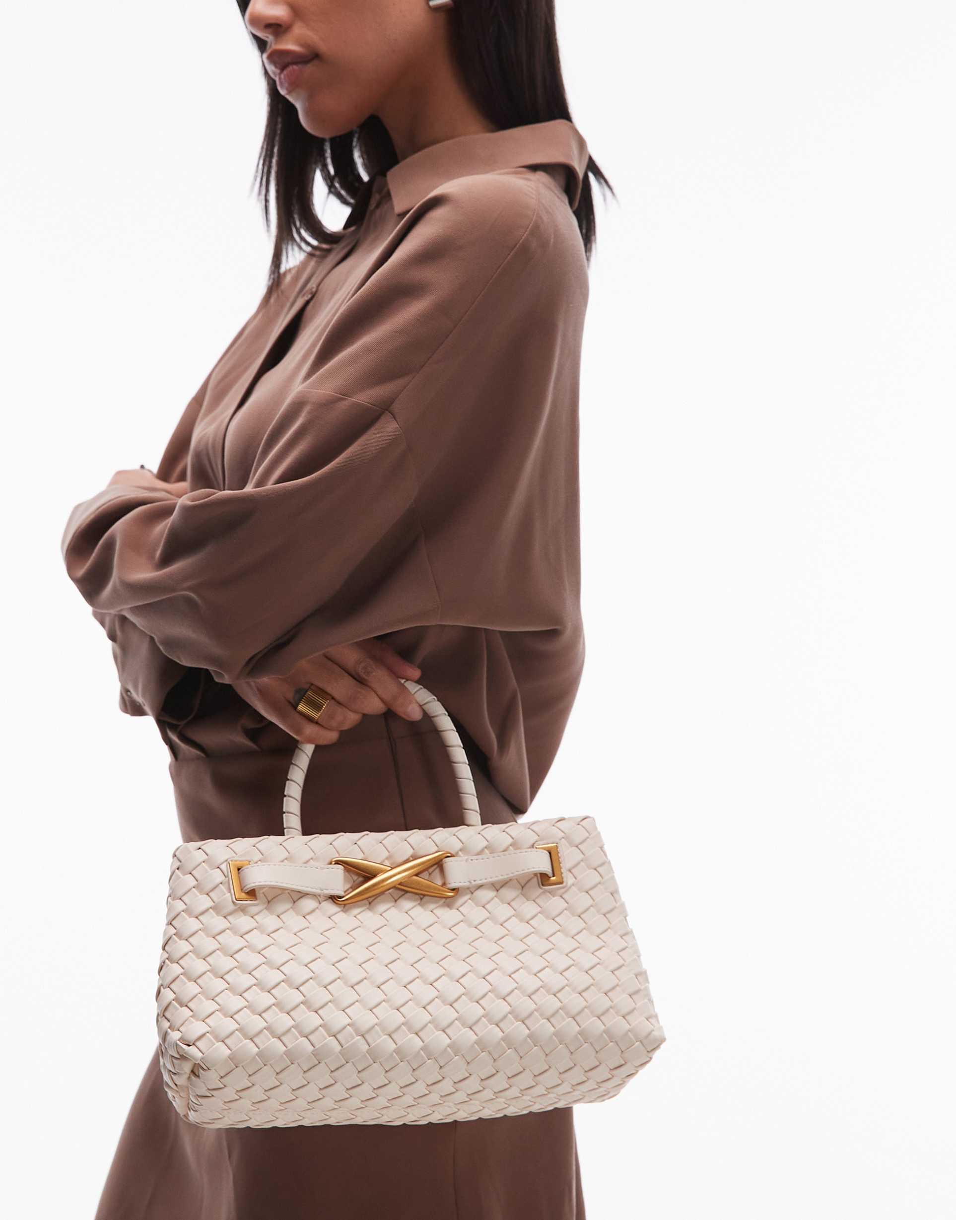 jw pei elora woven top handle tote bag with hardware detailing in cream