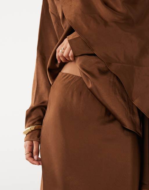JW PEI - Exclusivité - Jupe nuisette d'ensemble longue en tissu satiné - Chocolat, 3 de 5