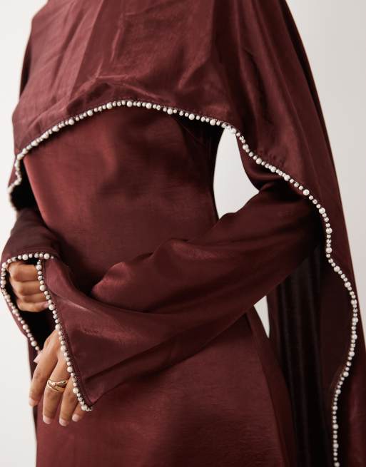 JW PEI - Exclusivité - Robe longue en satin à manches cape bordées de perles - Bordeaux, 3 de 4