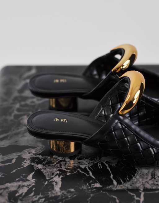 JW PEI - Helena - Mules avec finitions dorées métalliques - Noir tressé, 2 de 4
