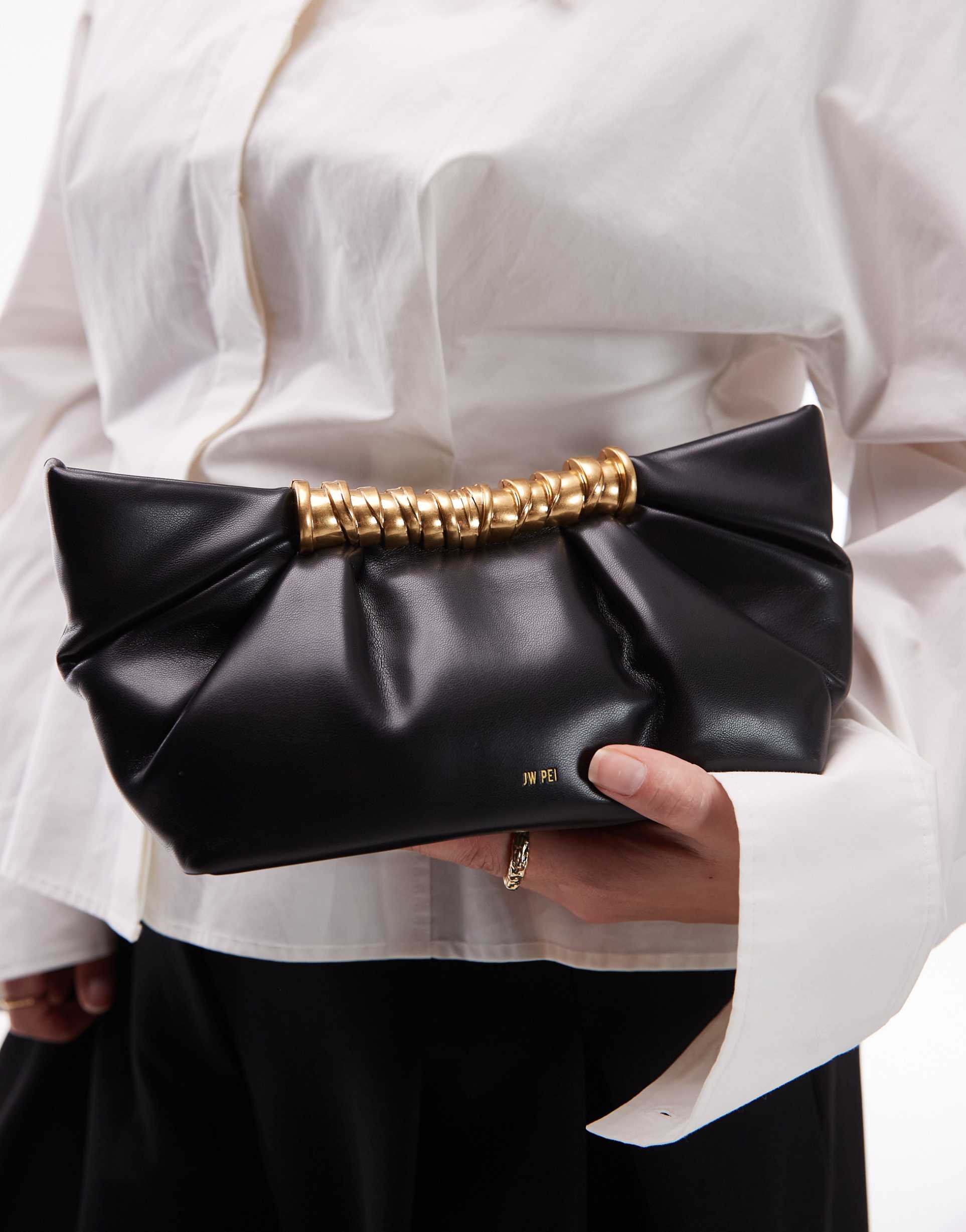 jw pei leia pleated clutch bag in black