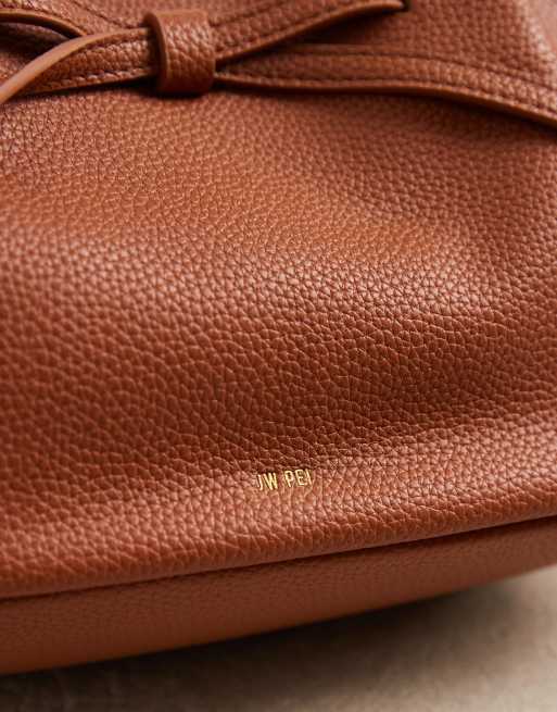 JW PEI Mabel mini borsa tote in marrone caramello, 4 di 4