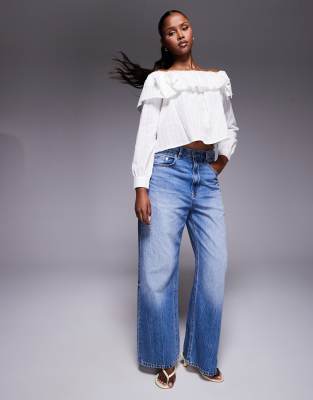 Kaiia Bardot Ruffle Bow Detail Longsleeve Top In White