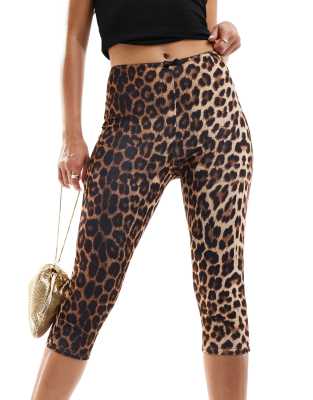 Kaiia bow detail capri pants in leopard-Multi