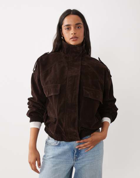 Kaiia - cazadora bomber con cuello alzado, mangas abullonadas, bolsillos cargo delanteros y efecto ante en chocolate, exclusiva - view 1