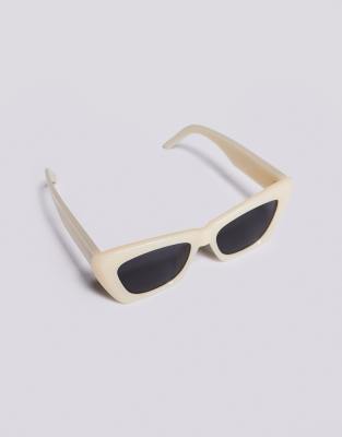 Kaiia Chunky Cat Eye Sunglasses