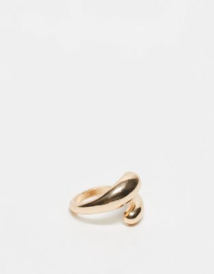 Kaiia Kaiia chunky wrap ring in gold