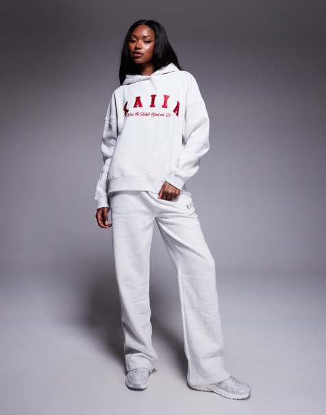 Kaiia - Co-ord set van cropped T-shirt met geborduurd logo, hoodie en joggingbroek met wijde pijpen in gemêleerd lichtgrijs en rood - view 1