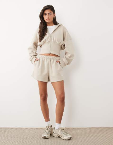 Kaiia - Co-ord set van katoenmix met getailleerde hoodie met rits en metalen logo en sweatshort in as-taupe - view 1