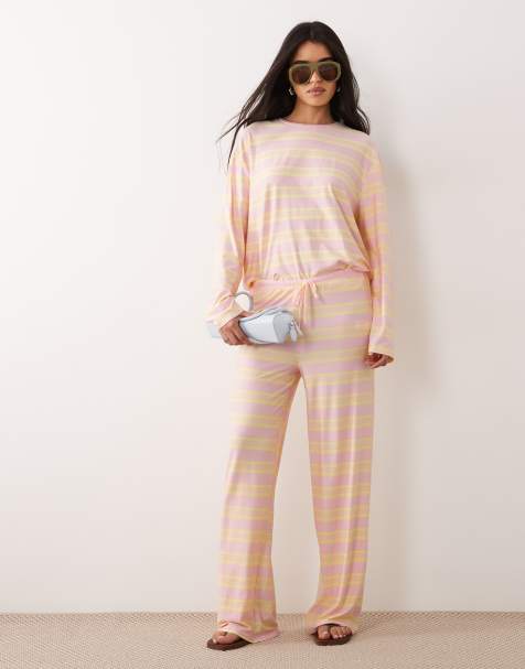 Kaiia - Co-ord set van superzachte gestreepte oversized top van jersey met ronde hals en lange mouwen en broek in roze en citroengeel - view 1
