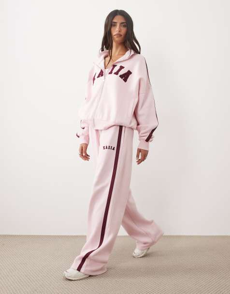 Kaiia - conjunto de jogger de pernera ancha con detalle de logo bordado en rosa bebé y burdeos - view 1