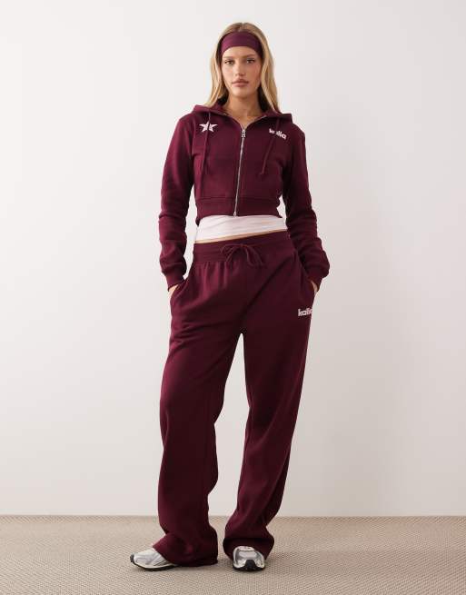 Kaiia - Coordinato bordeaux e rosa con felpa corta con cappuccio, logo a stella e chiusura con zip e joggers a fondo ampio