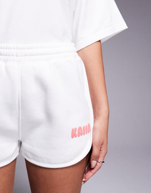 Kaiia cotton blend puff printed logo mini sweat shorts in white and red - part of a set  , 3 of 5