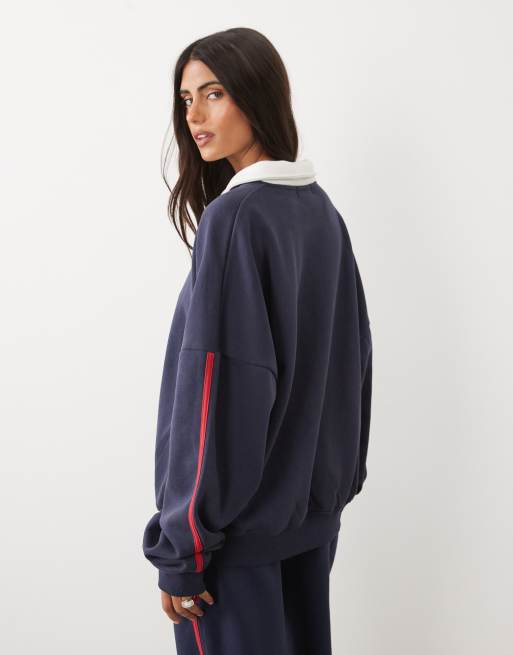 Kaiia cotton rich embroidered logo detail collared side stripe rugby sweatshirt co-ord in navy and red, 3 of 4