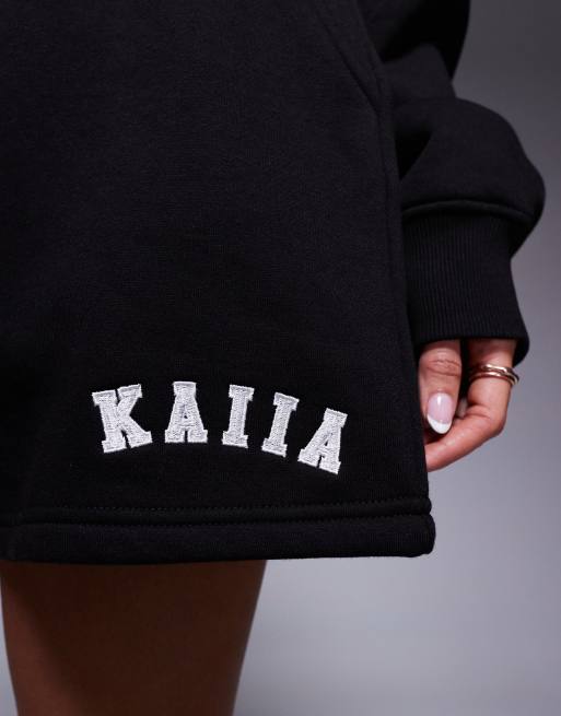 Kaiia cotton rich embroidered logo sweat shorts in black (part of a set)  , 3 of 5