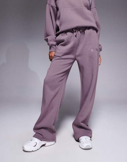 Kaiia cotton rich embroidered logo sweatpants in mauve - part of a set  , 2 of 5