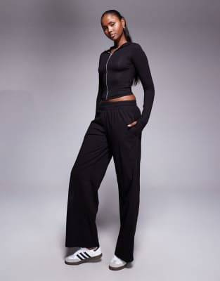 Kaiia Cotton Rich Soft Touch Wide Leg Sweatpants In Black