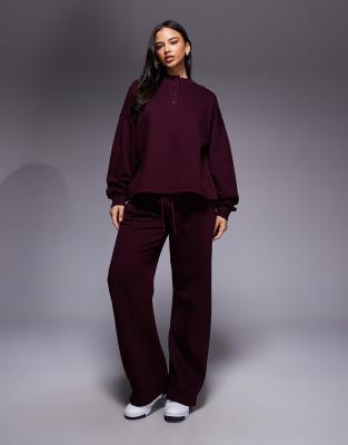 Kaiia Cotton Rich Wide Leg Embroidered Logo Sweatpants In Red