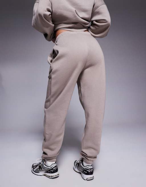 Kaiia cuffed sweatpants in light taupe - part of a set, 4 of 5