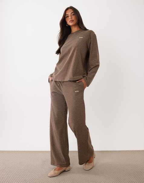 Kaiia embroidered logo oversized long sleeve super soft fleece top and pants set in brown and cream stripes - view 1
