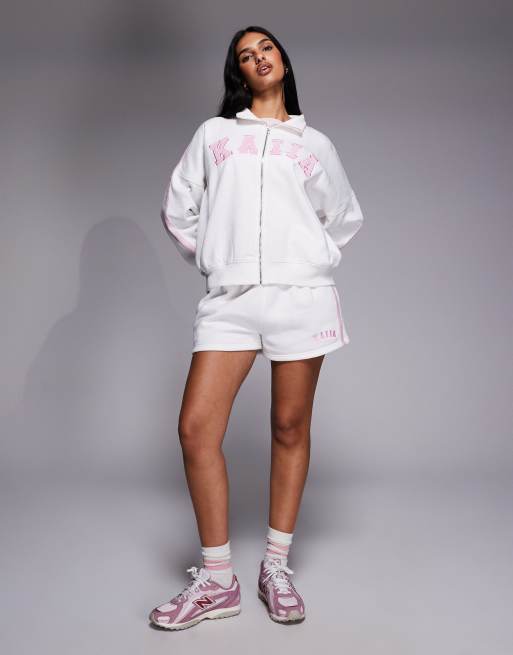 Kaiia embroidered logo sweat shorts co-ord in white and pink, 3 of 5