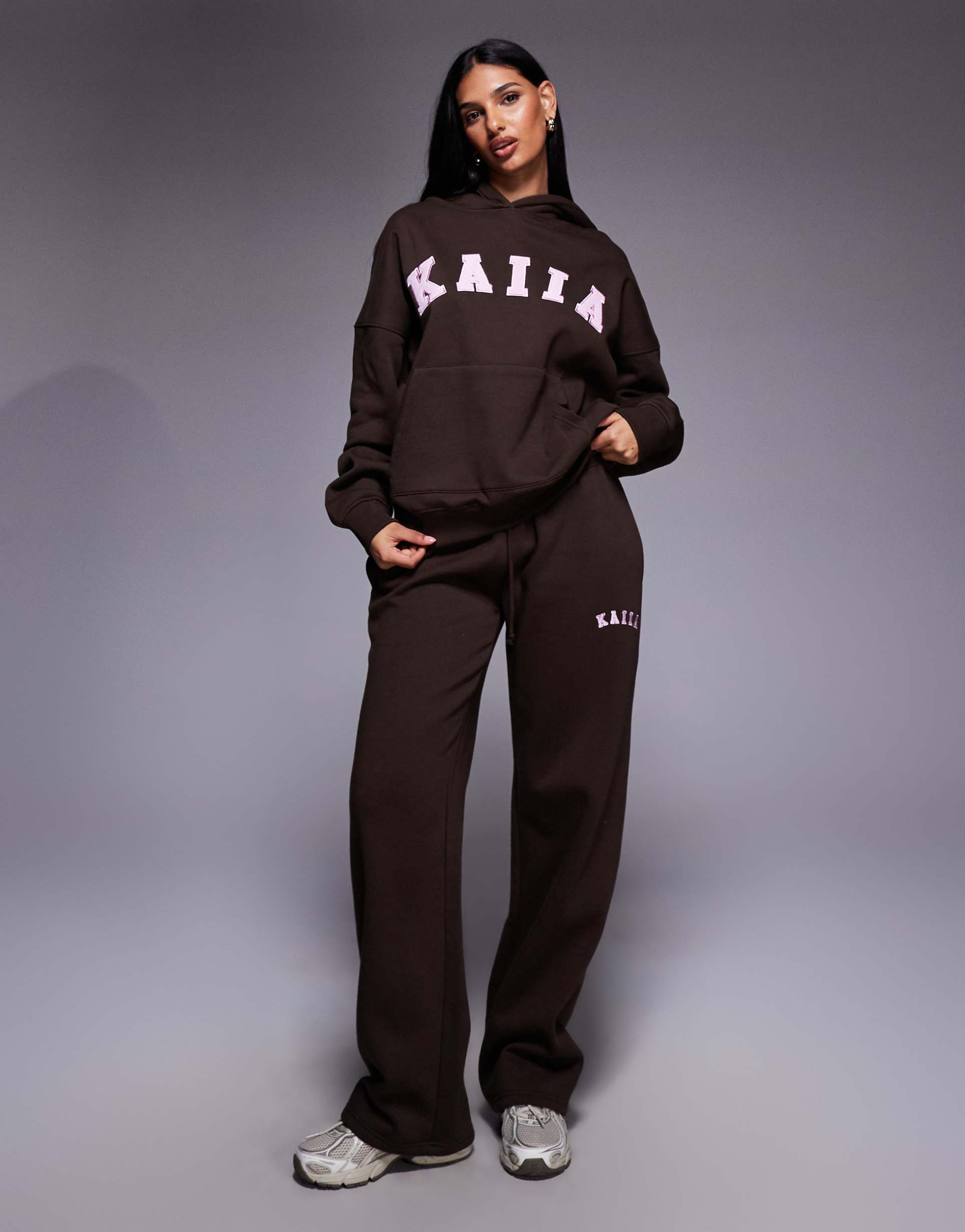 kaiia embroidered logo wide leg sweatpants in chocolate and pink - part of a set