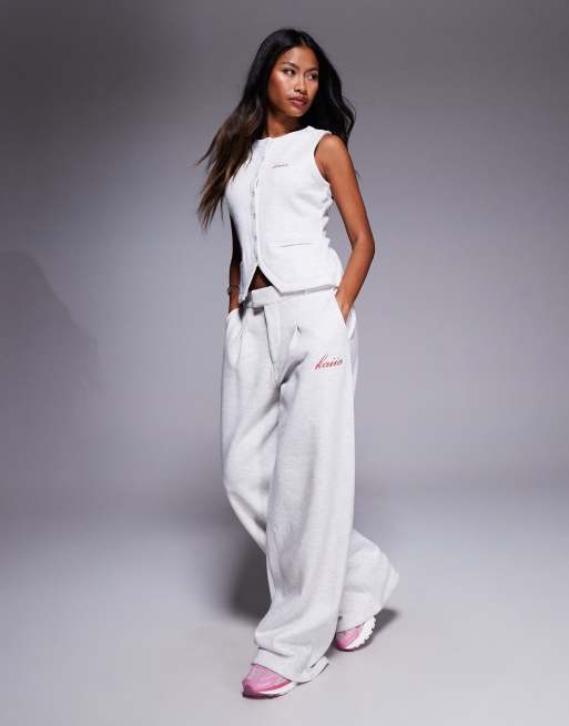 Kaiia embroidered wide leg pintuck joggers co-ord in grey marl