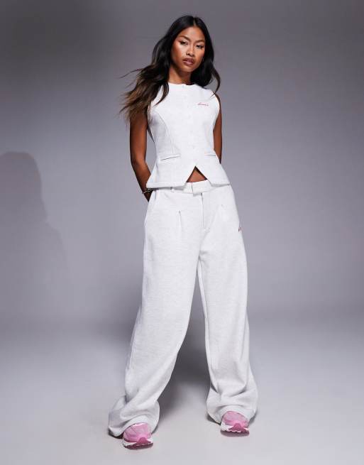 Kaiia embroidered wide leg pintuck sweatpants and vest set in gray heather