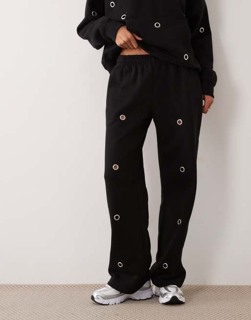 Kaiia ensemble 2 pièces jogger large à œillets riche en coton en noir, 2 de 5