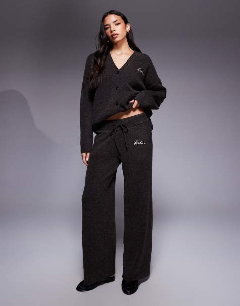 Kaiia - Ensemble en maille avec pantalon ample et gilet à broderie logo - Marron - view 1