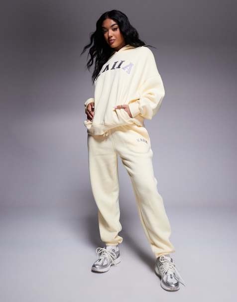 Kaiia - Ensemble sweat à capuche, t-shirt court et pantalon de jogging - Jaune pâle et gris foncé - view 1