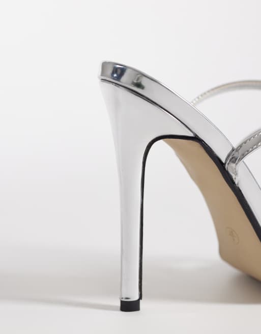 Kaiia exclusive 00s strappy heart chain detailing heeled sandals in metallic silver, 3 of 4