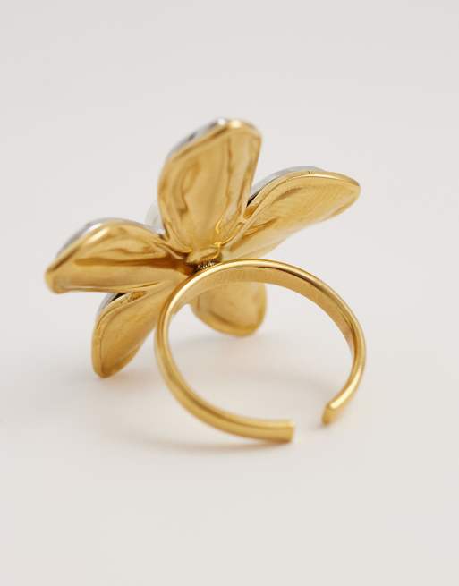 Kaiia exclusive 18k gold plated stainless steel adjustable flower ring in silver and gold, 3 of 3